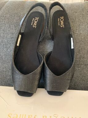 TOMS Black Textured Slingback Mules